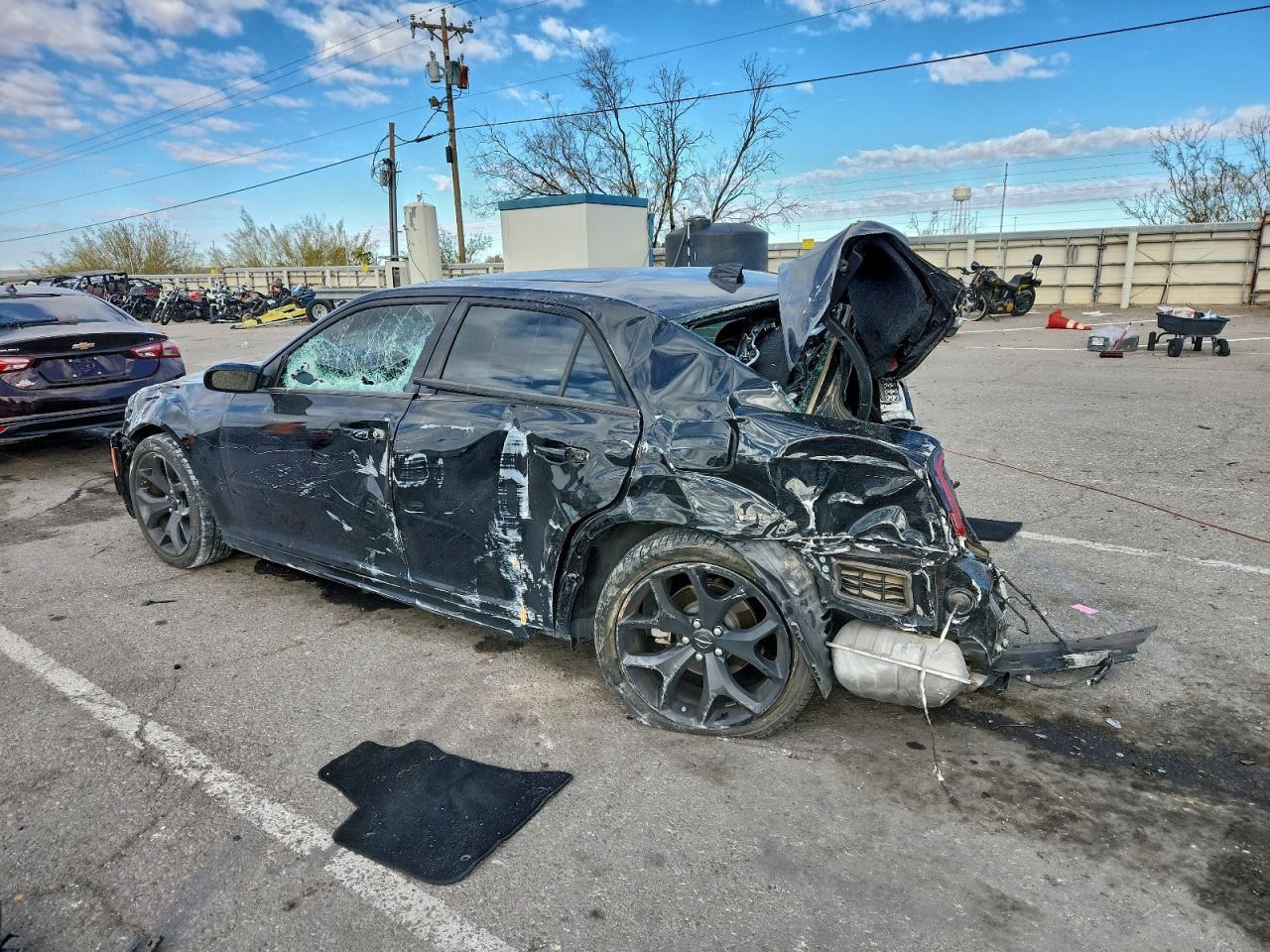 2022 Chrysler 300 S - Фото 2