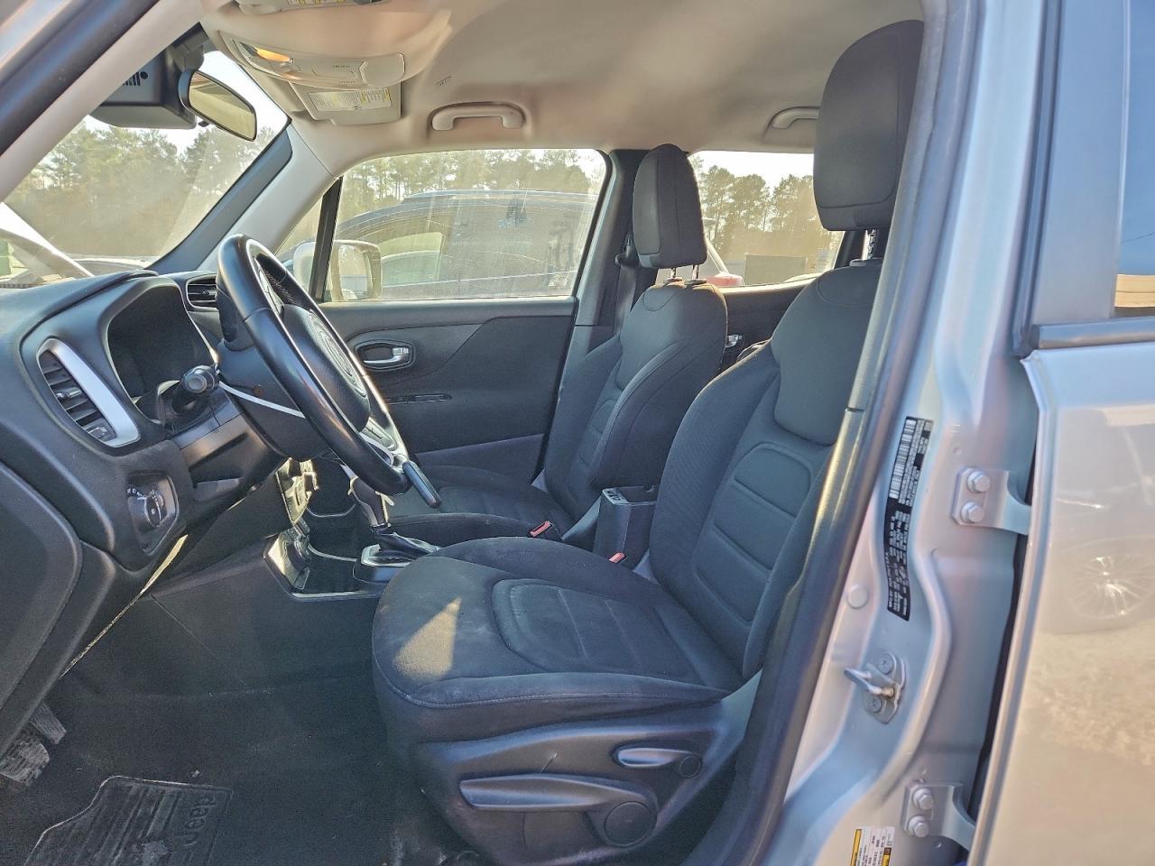 2018 Jeep Renegade Latitude - Фото 7