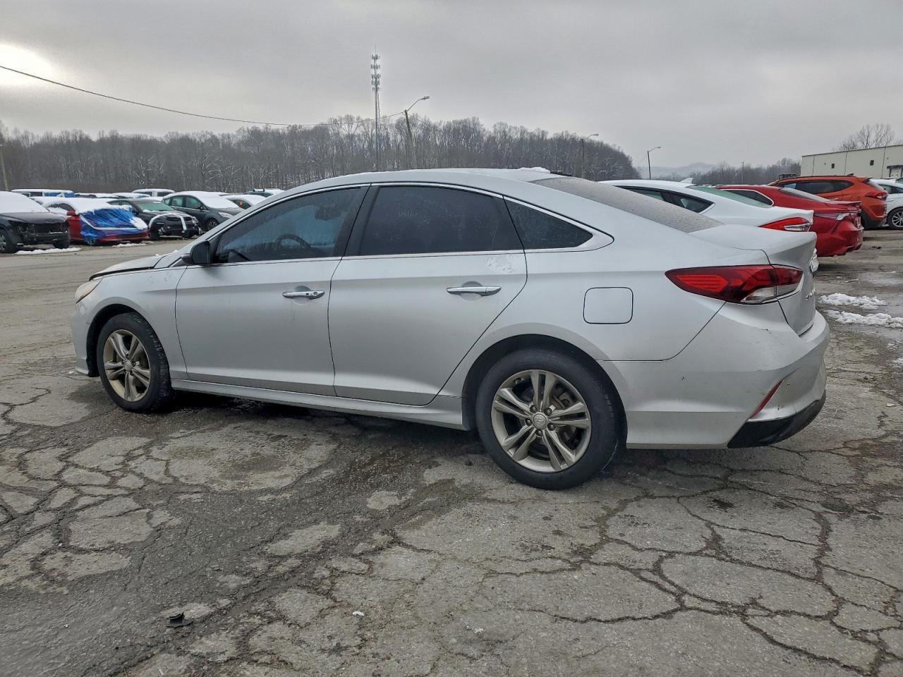 2018 Hyundai Sonata Sport - Фото 2