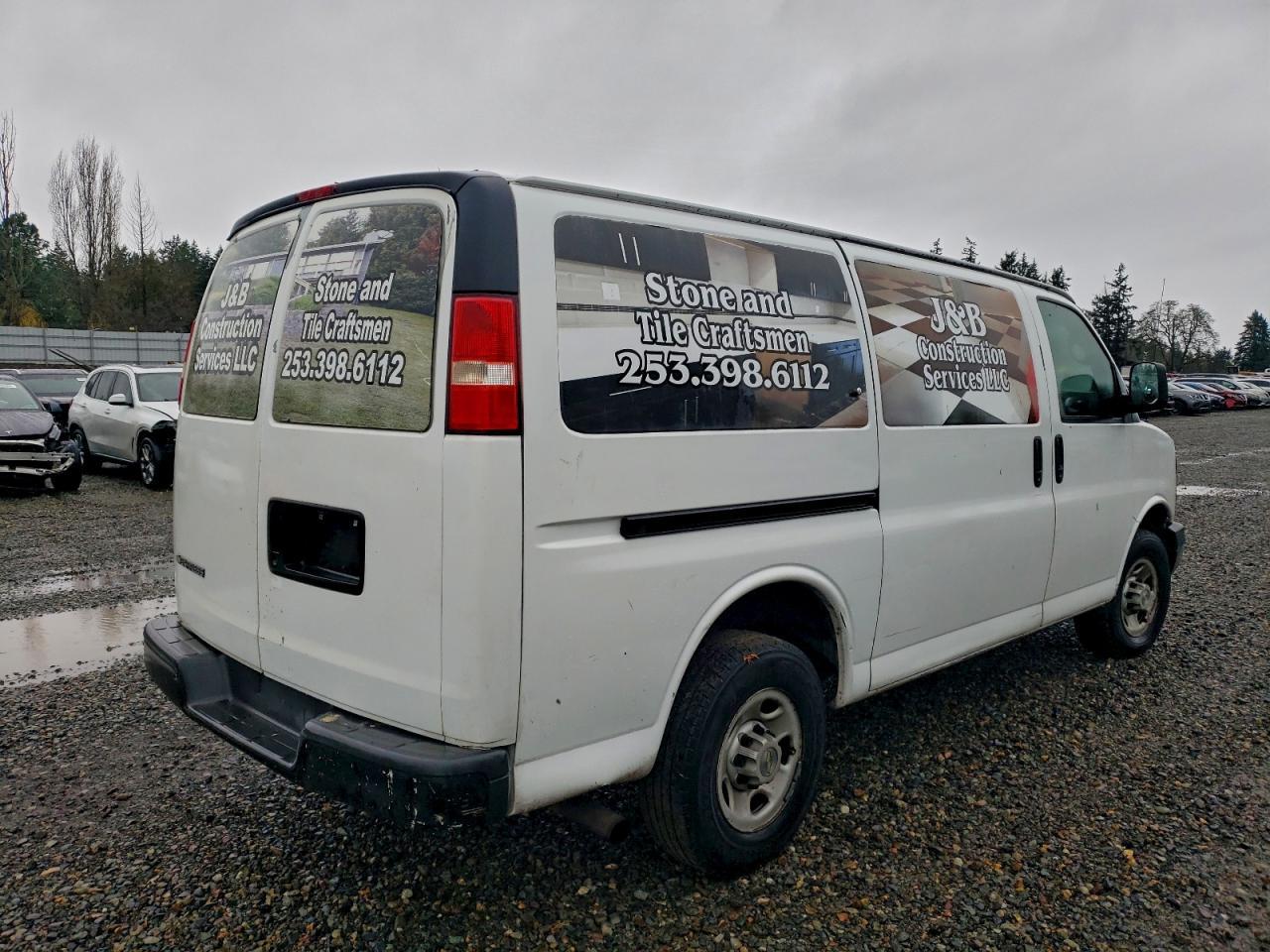 2007 Chevrolet Express G2500 - Image 3