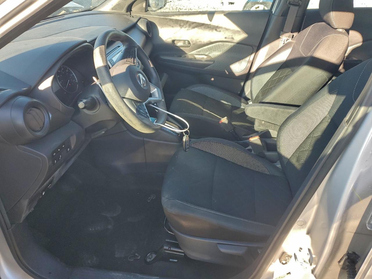 2020 Nissan Kicks S - Фото 7