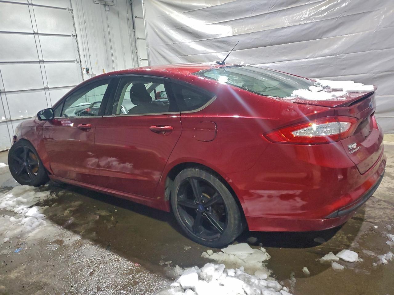 2016 Ford Fusion Se - Фото 2