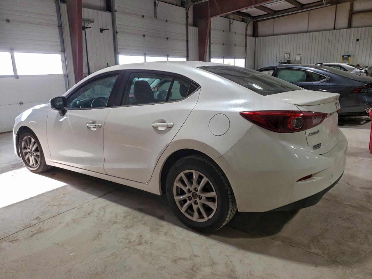 2014 Mazda 3 Touring - Image 2