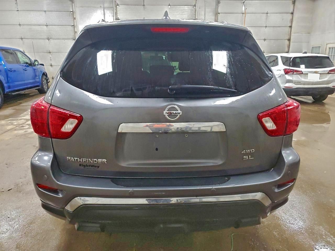 2019 Nissan Pathfinder S - Фото 6