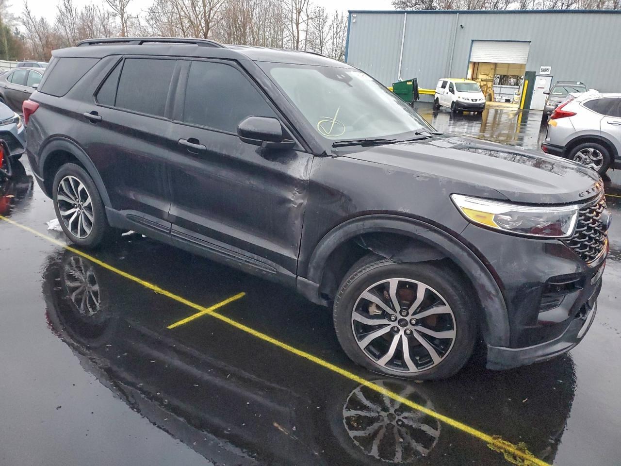 2022 Ford Explorer St - Image 4