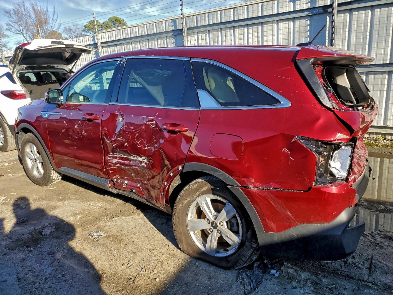2023 Kia Sorento Lx - Фото 2