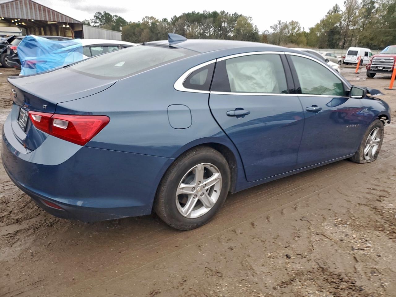 2024 Chev Malibu Lt - Фото 3