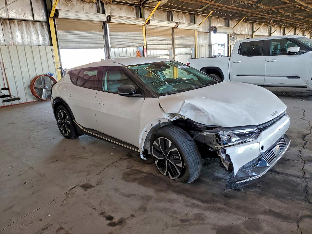 2024 Kia Ev6 Light - Фото 4