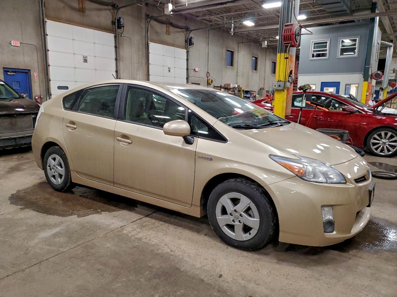 2010 Toyota Prius - Фото 4