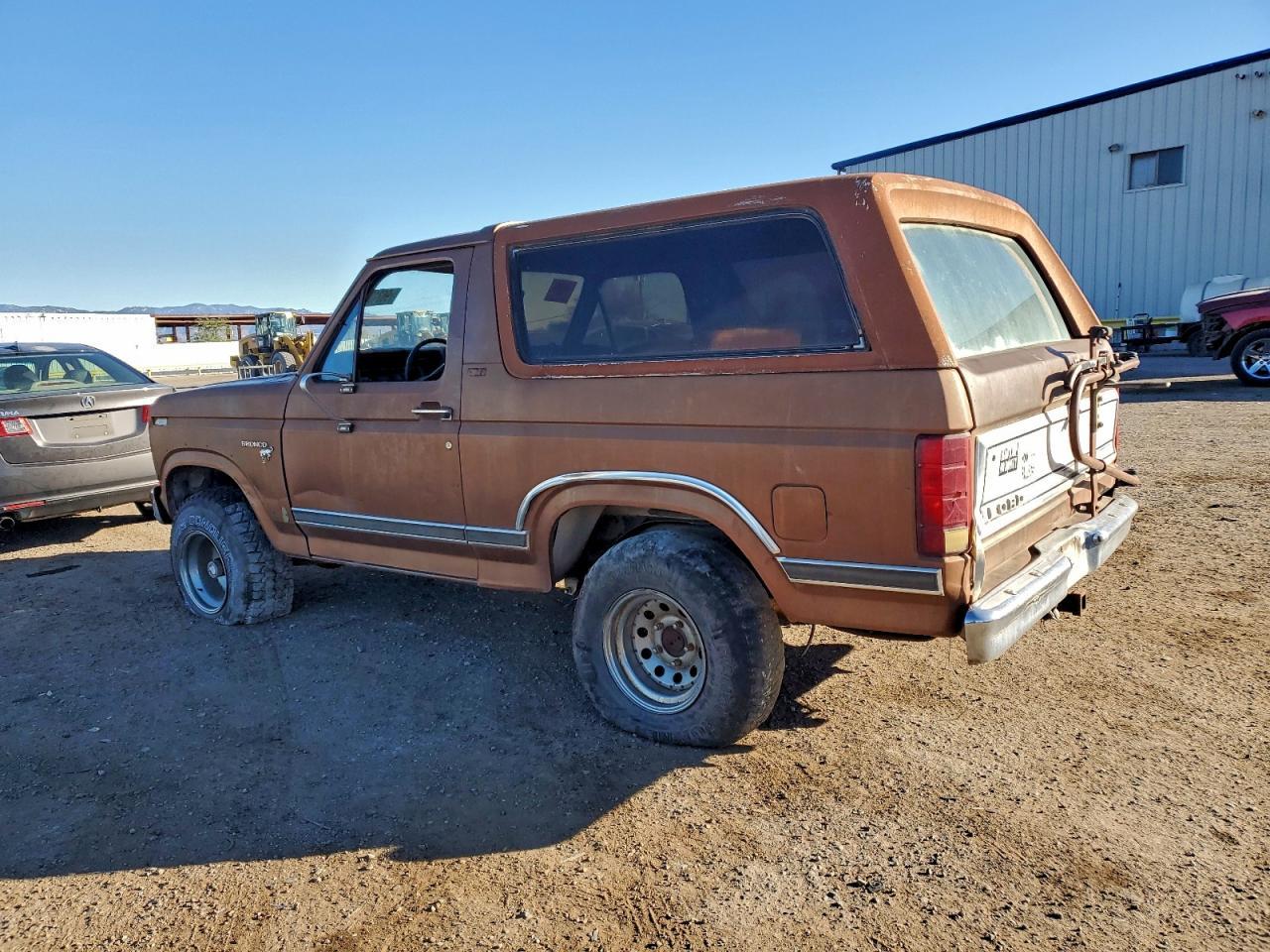 1981 Ford Bronco - Фото 2