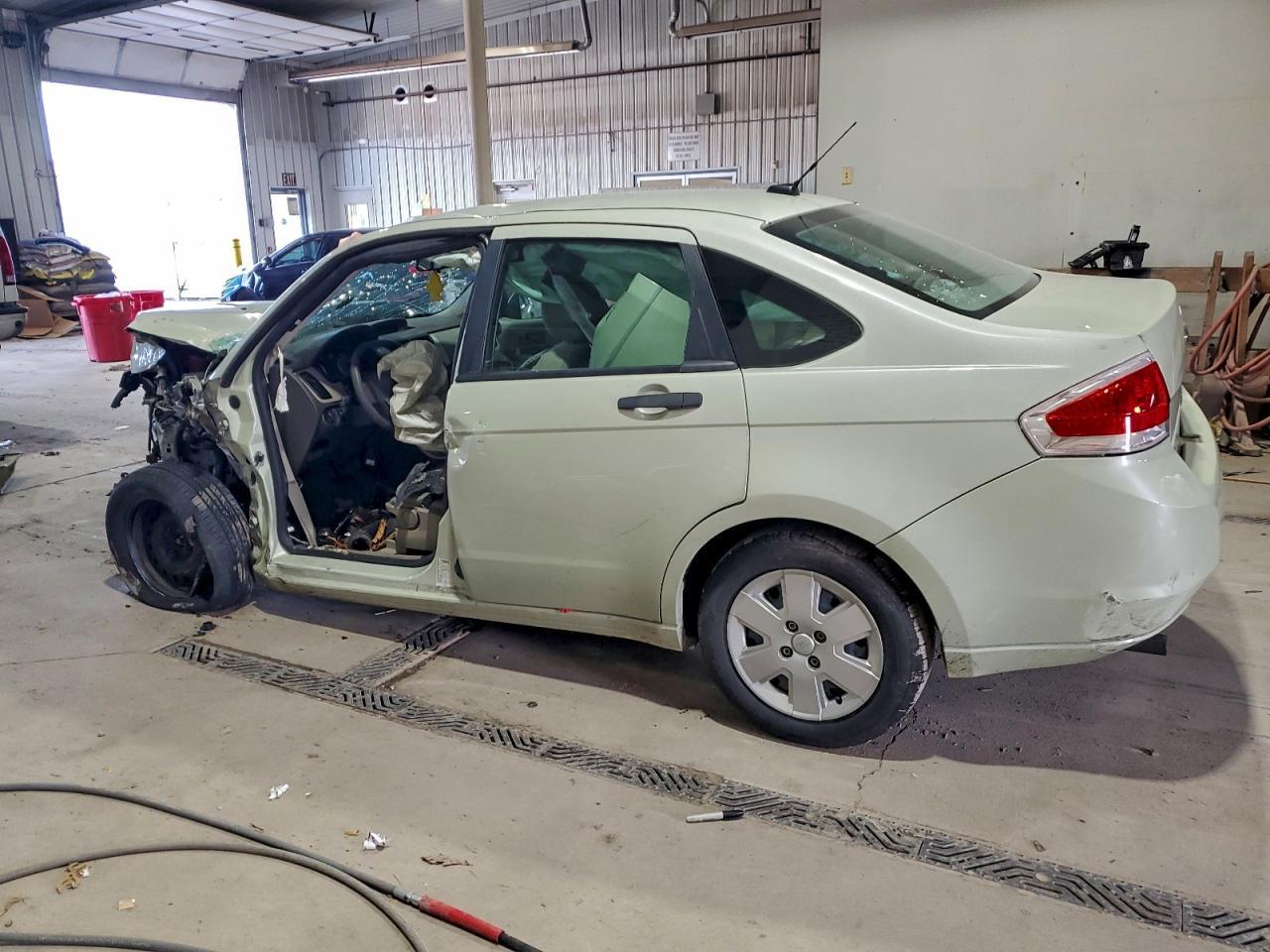 2010 Ford Focus S - Image 2