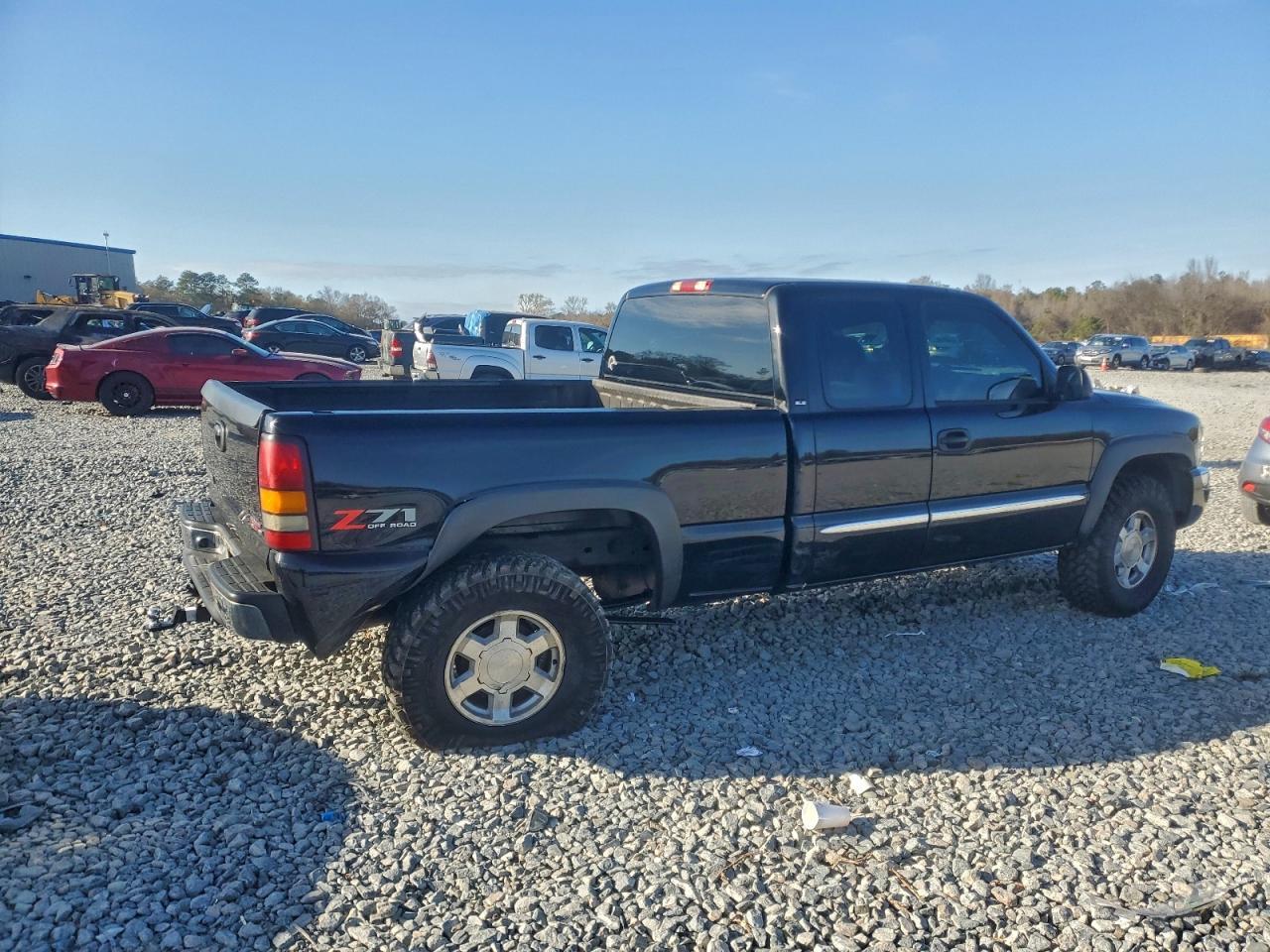 2005 GMC Sierra 1500 - Фото 3