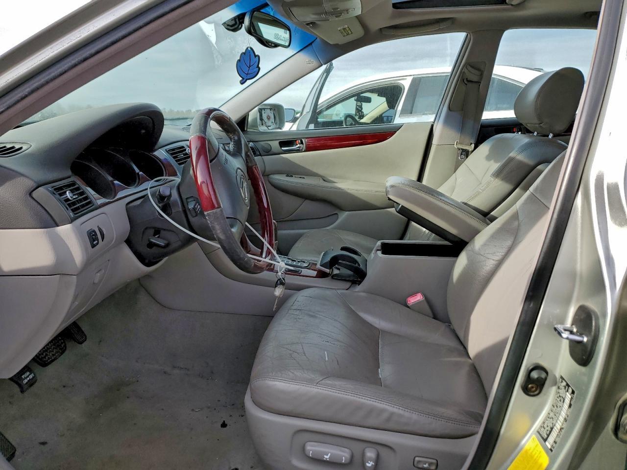 2004 Lexus Es 330 - Image 7