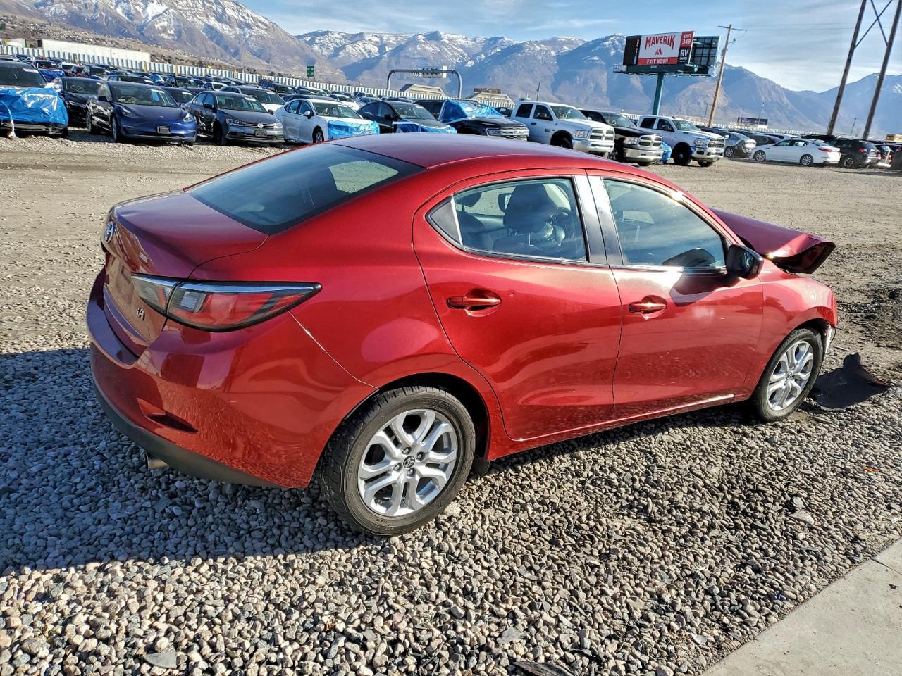 2017 Toyota Yaris Ia - Image 3