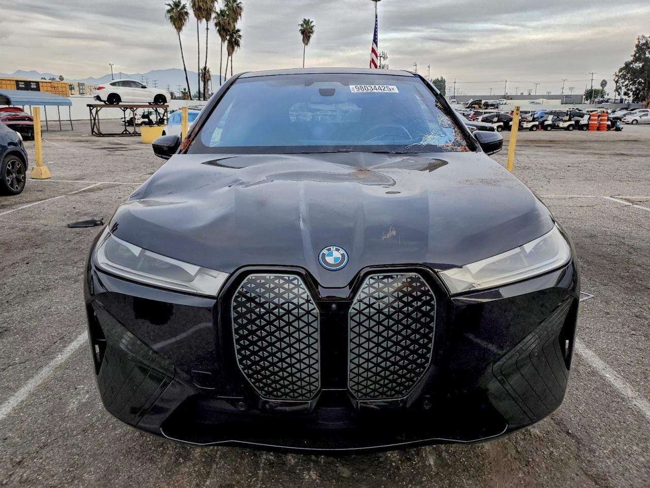 2024 BMW Ix xDrive50 - Фото 5