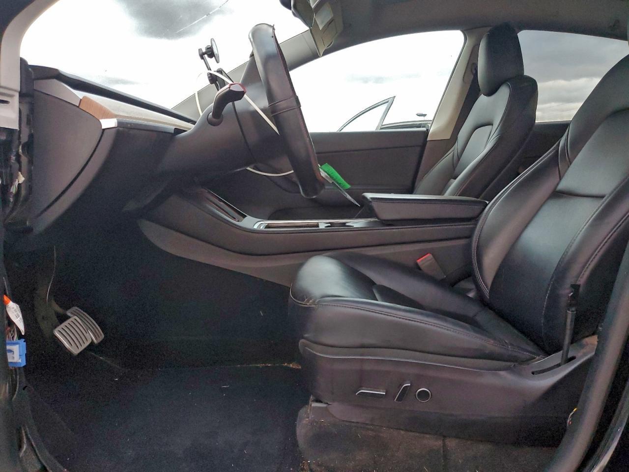 2022 Tesla Model Y - Фото 7