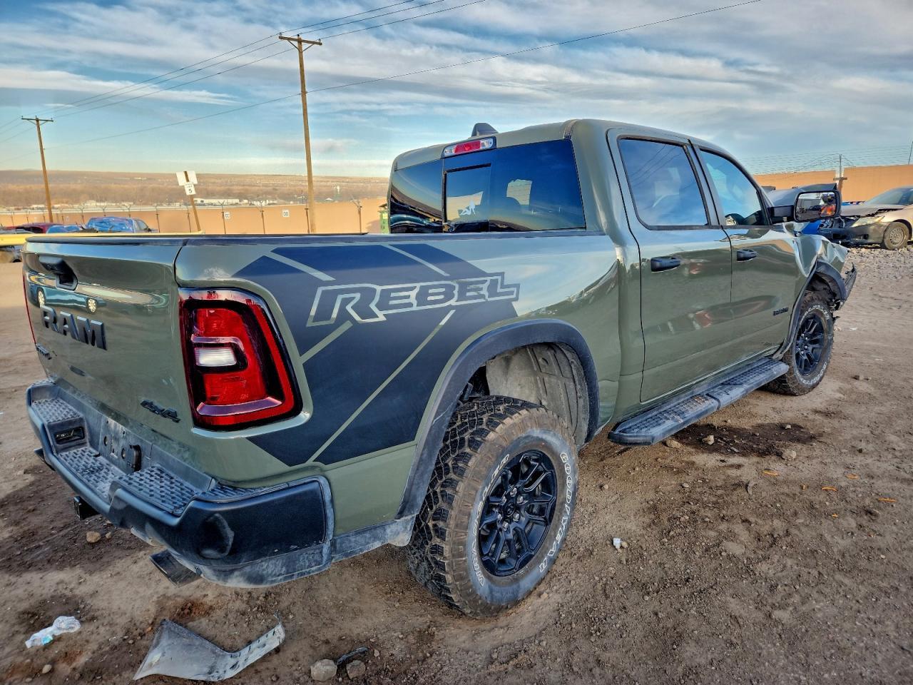 2026 Ram 1500 Rebel - Фото 3