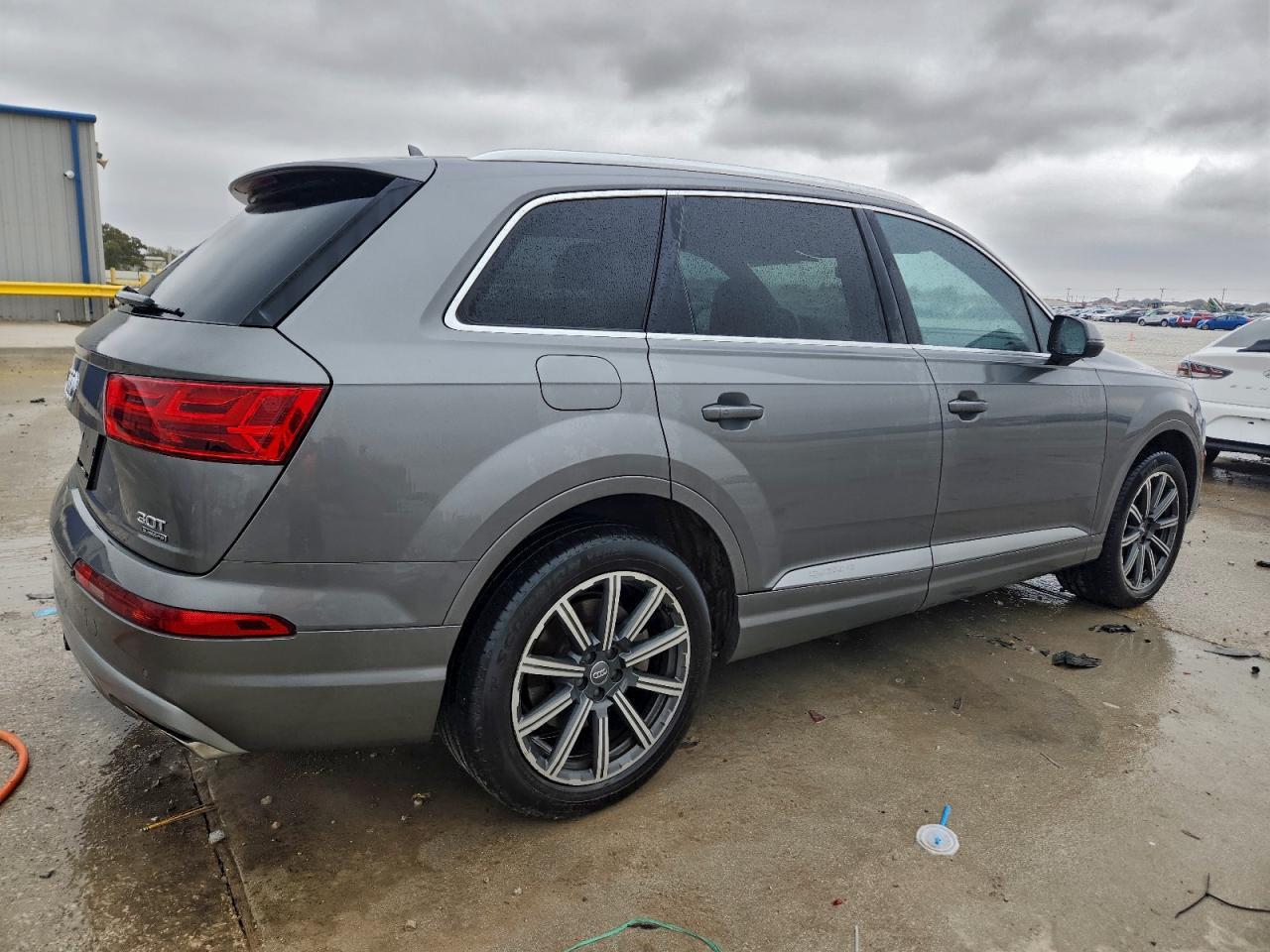 2017 Audi Q7 Premium Plus - Фото 3