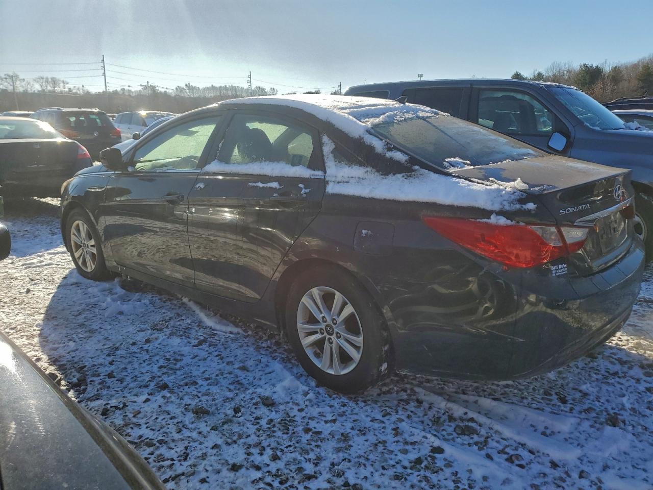 2011 Hyundai Sonata Gls - Image 2