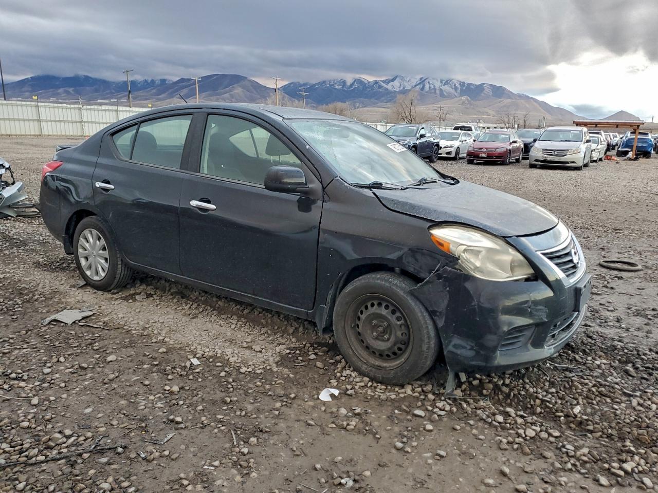 2013 Nissan Versa S - Image 4