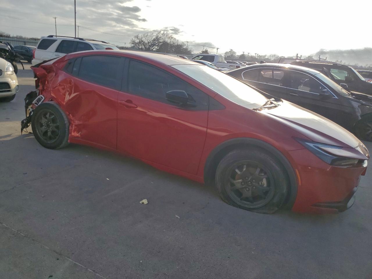 2023 Toyota Prius Le - Image 4