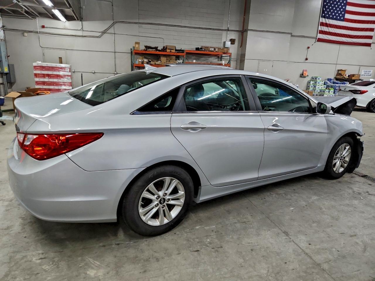 2013 Hyundai Sonata Gls - Фото 3
