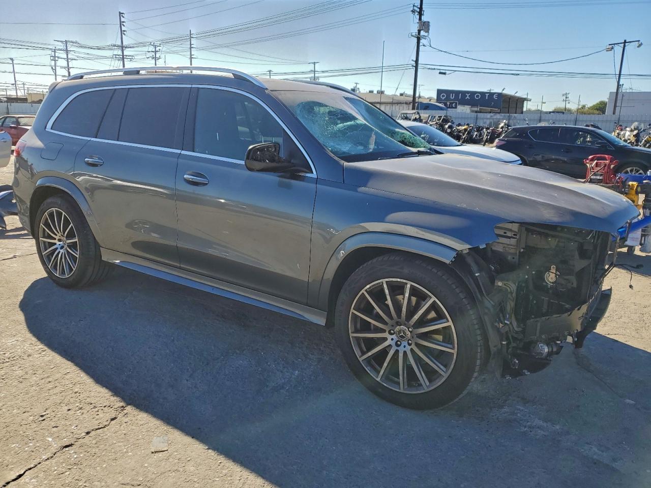 2025 Mercedes-Benz Gls 450 4Matic - Image 4