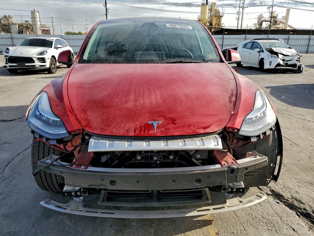 2023 Tesla Model Y - Image 5