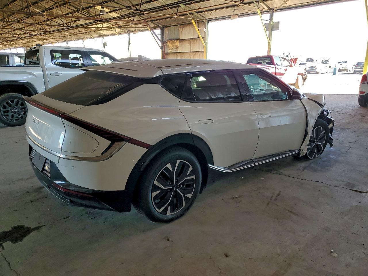 2024 Kia Ev6 Light - Фото 3