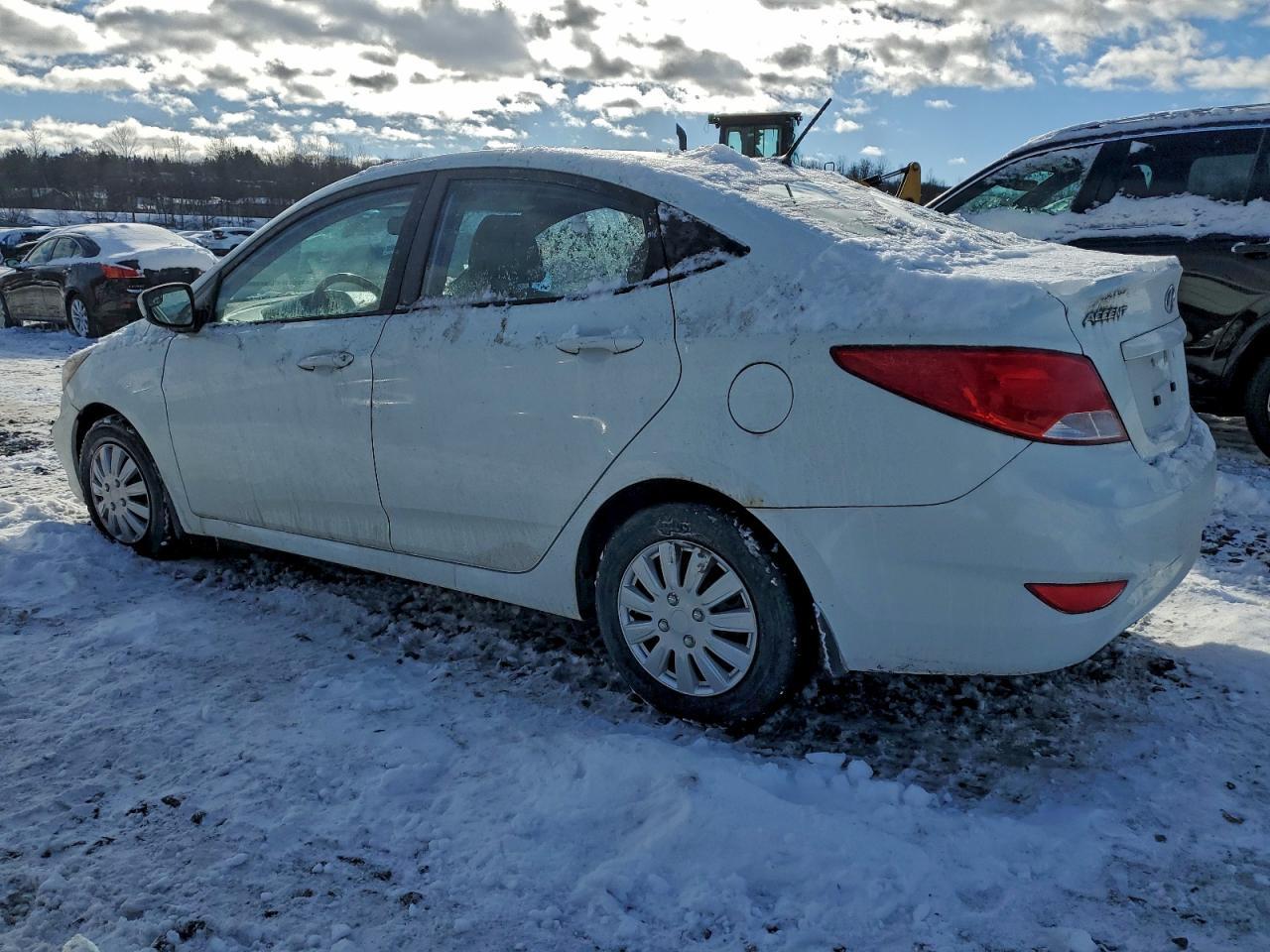 2015 Hyundai Accent Gls - Фото 2
