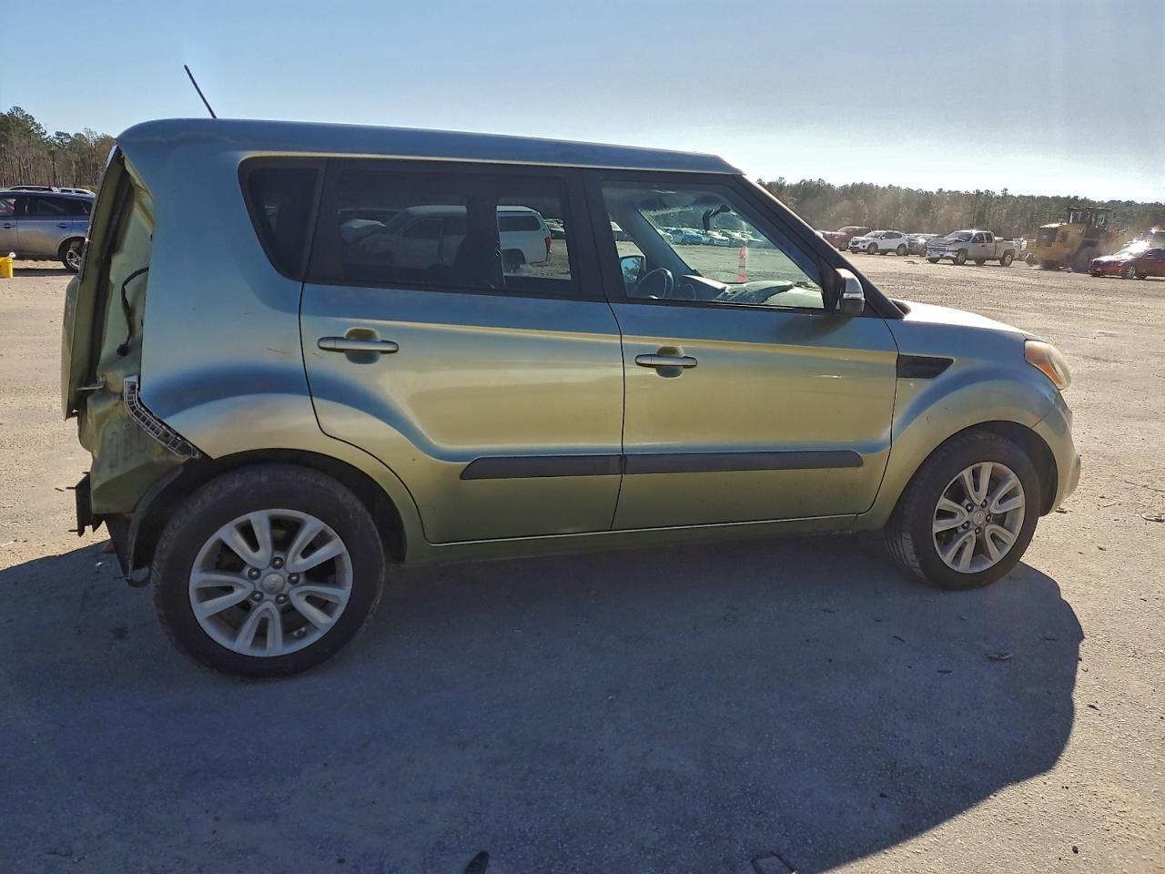 2013 Kia Soul + - Фото 3