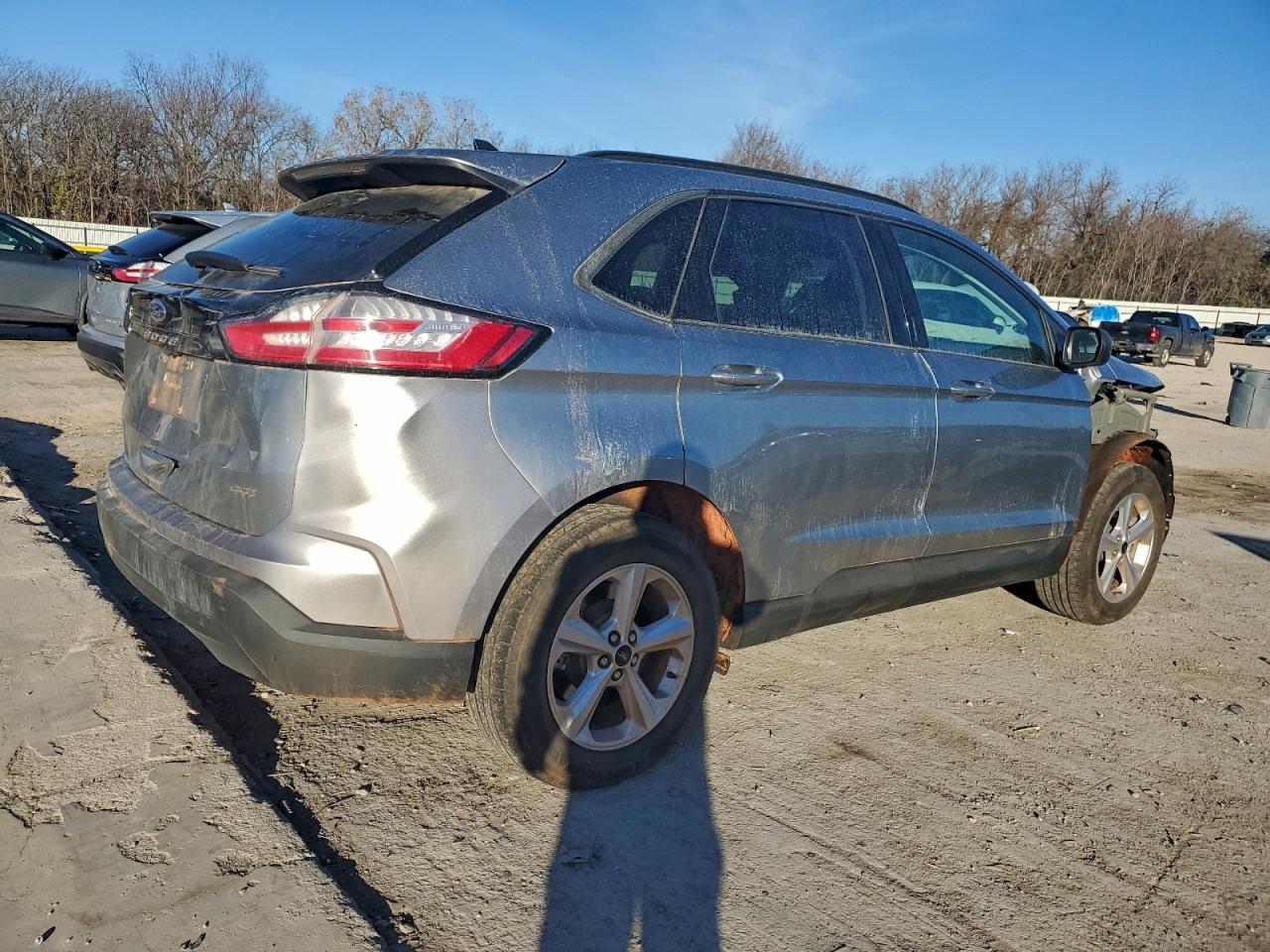 2024 Ford Edge Se - Image 3