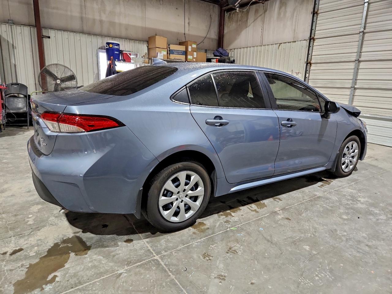 2025 Toyota Corolla Le - Фото 3