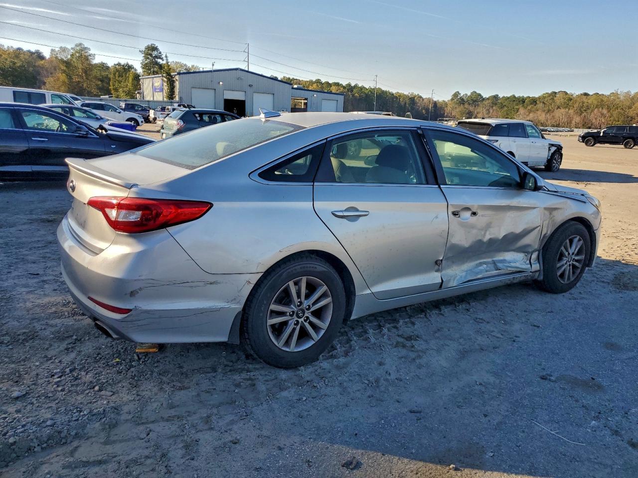 2015 Hyundai Sonata Se - Image 3