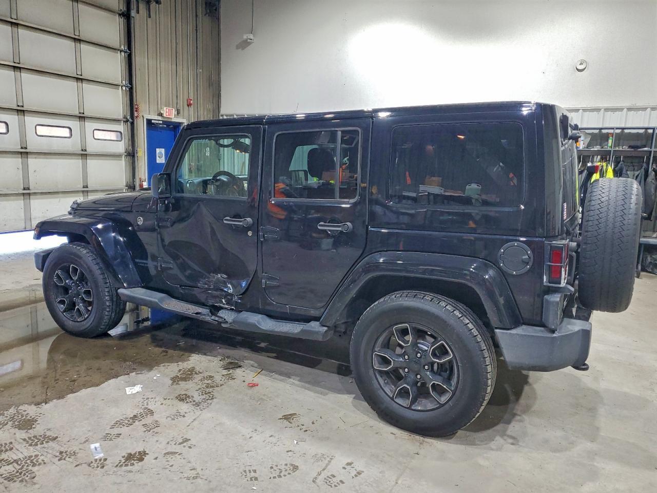 2018 Jeep Wrangler Unlimited Sahara - Image 2