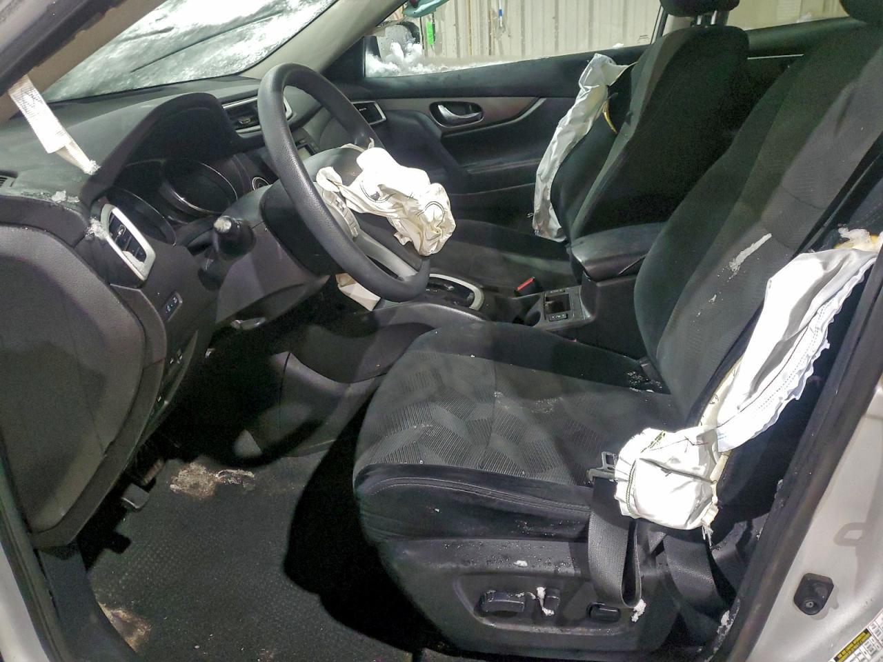 2015 Nissan Rogue S - Фото 7