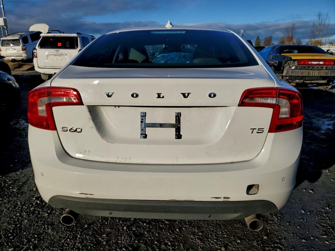 2013 Volvo S60 T5 - Image 6