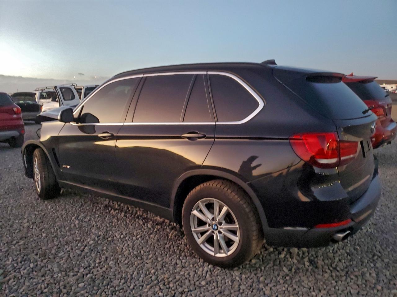 2015 BMW X5 xDrive35I - Фото 2