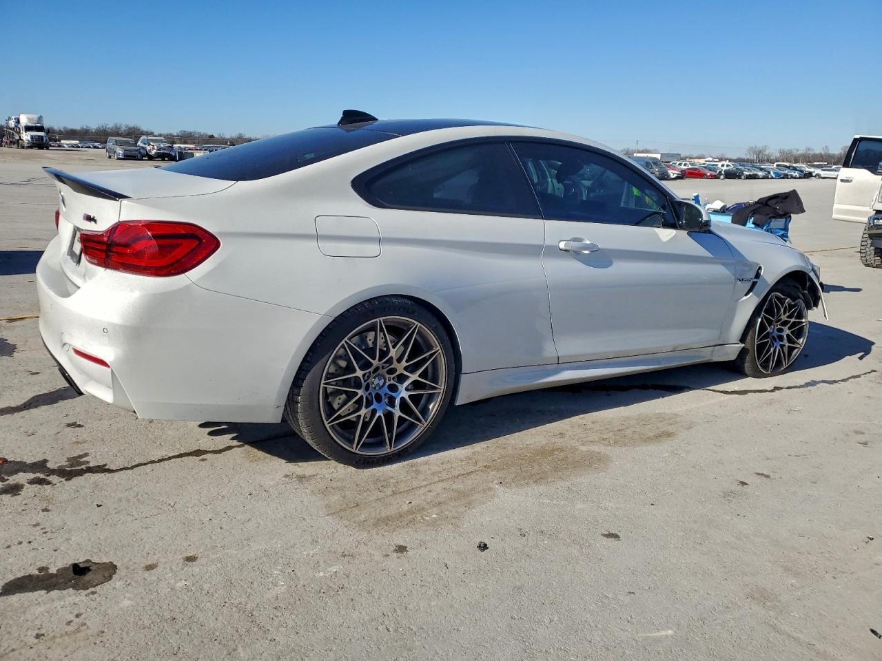 2018 BMW M4 - Фото 3