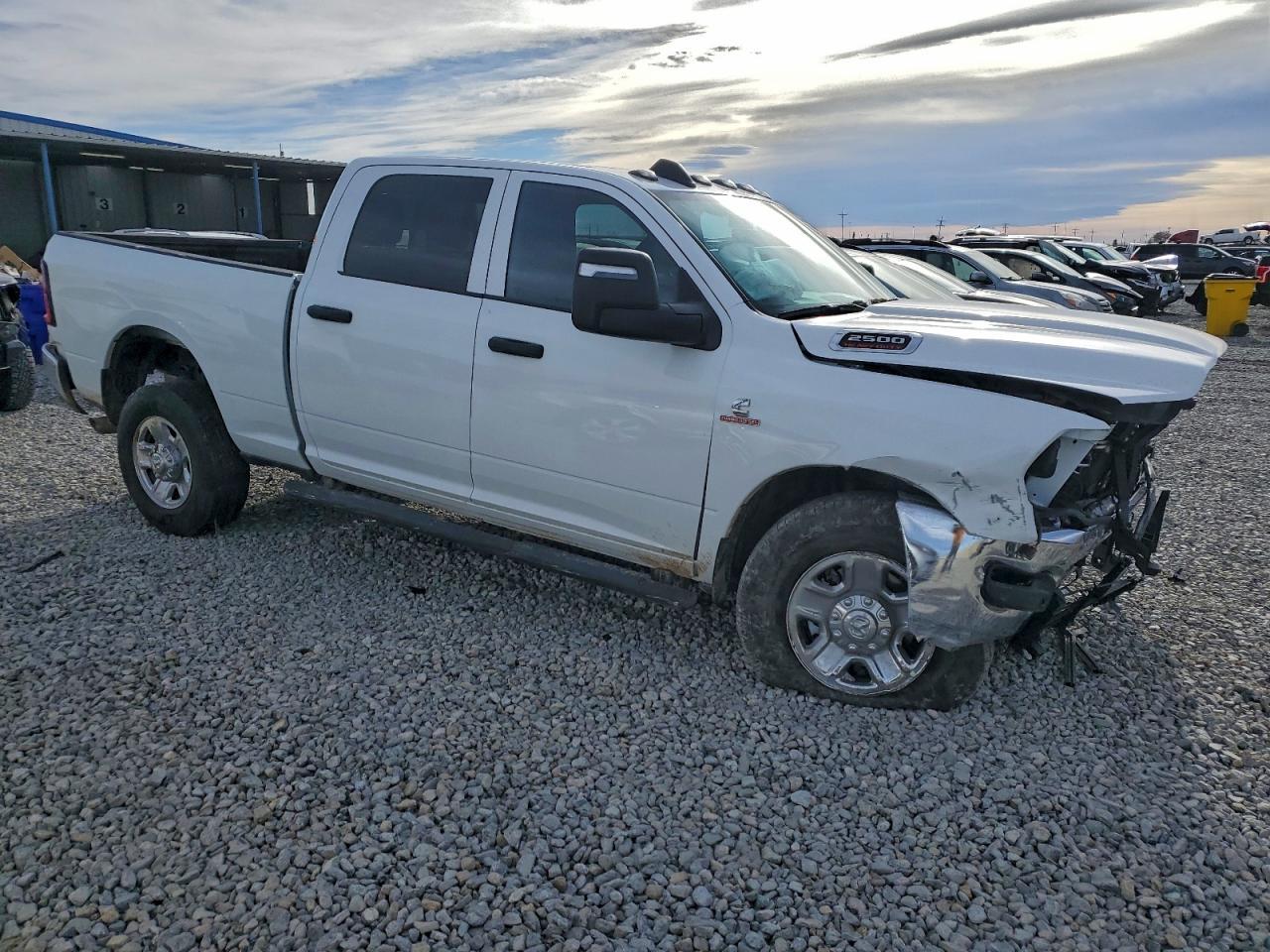 2025 Ram 2500 Tradesman - Фото 4