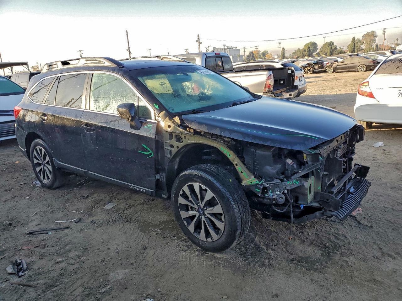 2017 Subaru Outback 3.6R Limited - Image 4