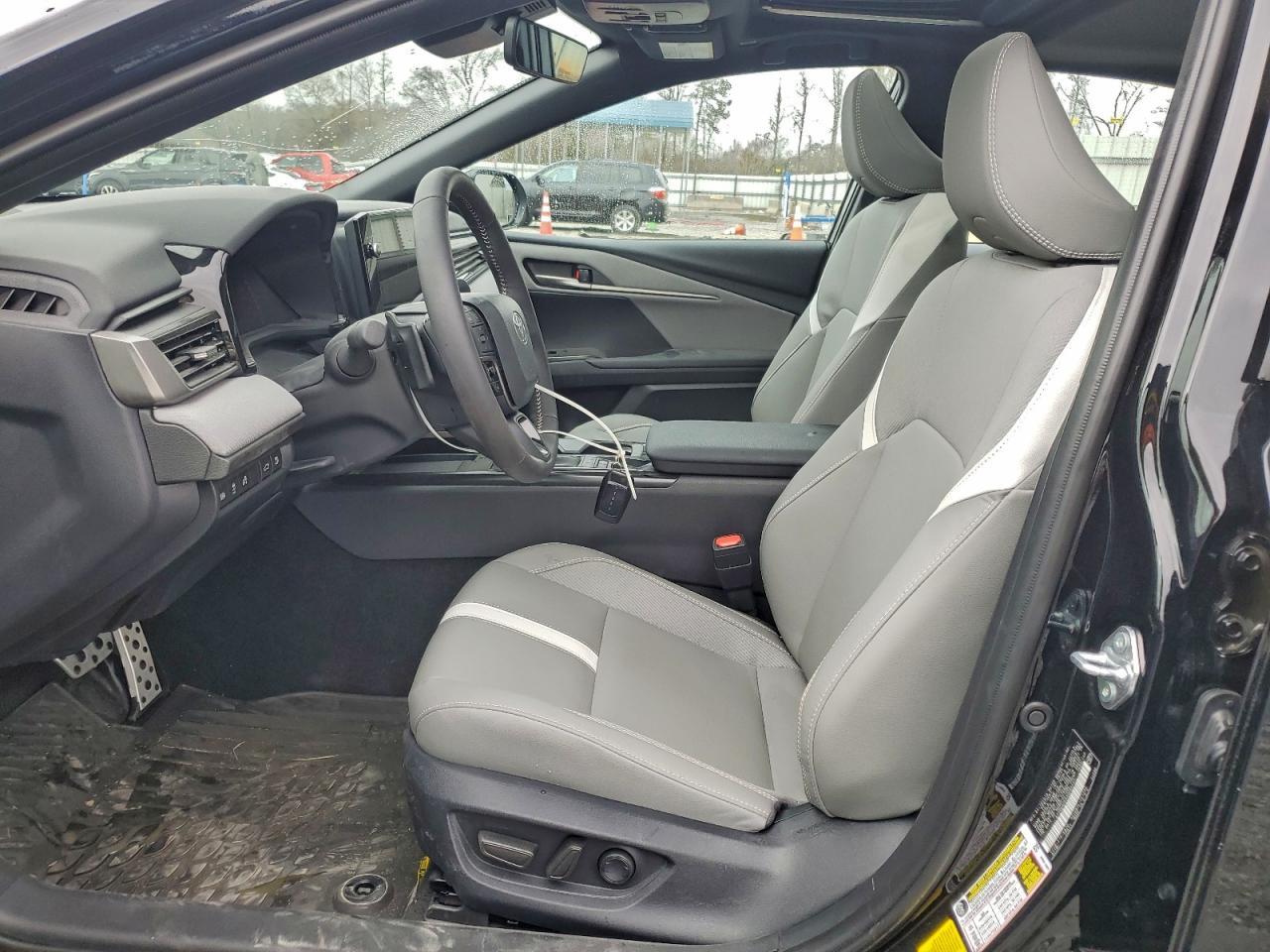 2025 Toyota Camry Xse - Фото 7