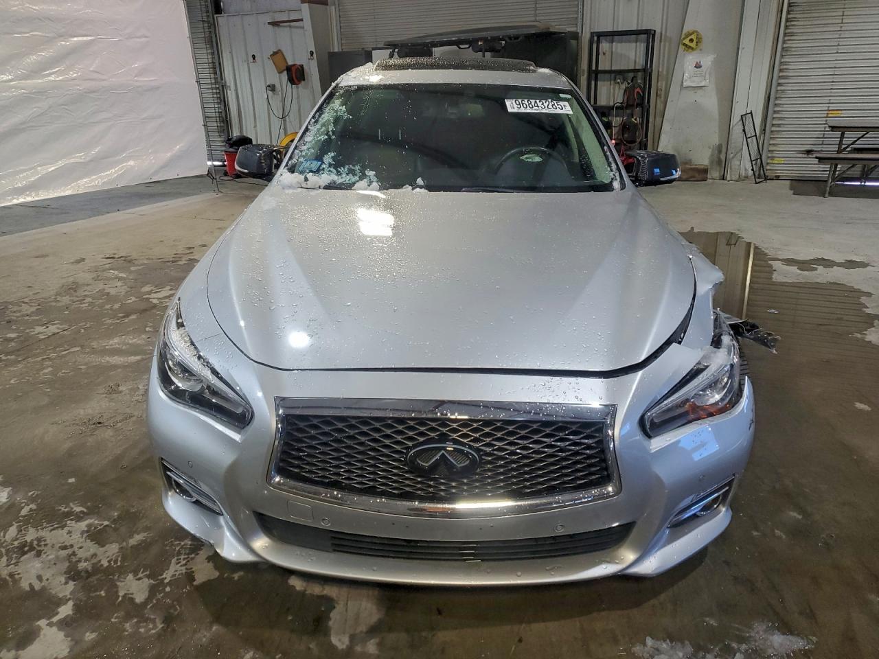 2017 Infiniti Q50 - Image 5