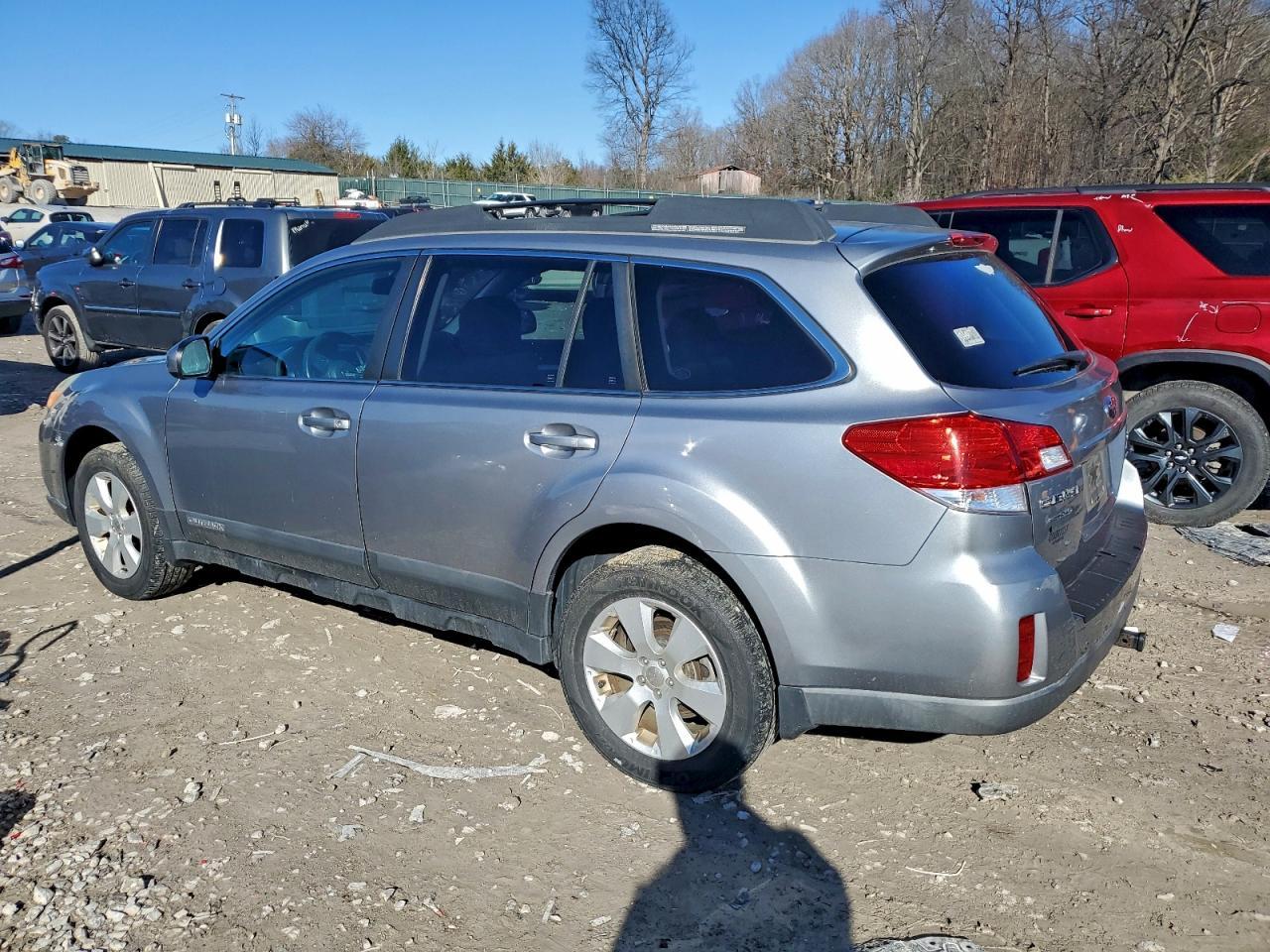2010 Subaru Outback 2.5I Premium - Фото 2
