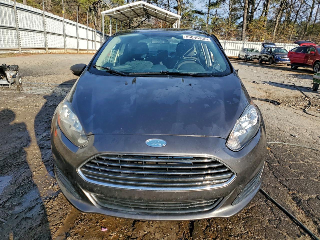 2015 Ford Fiesta Se - Image 5