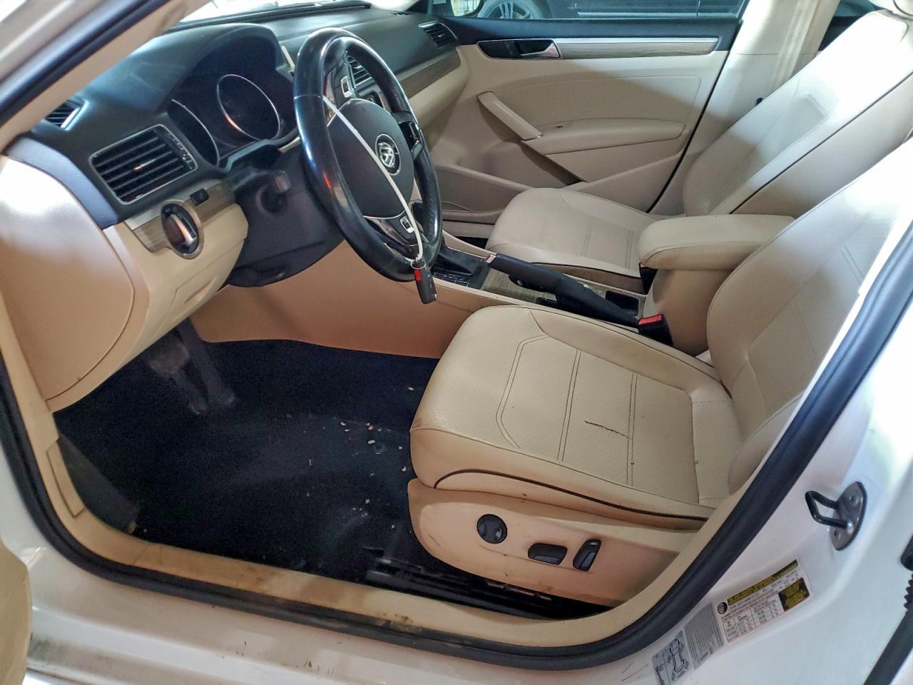 2017 Volkswagen Passat Se - Фото 7