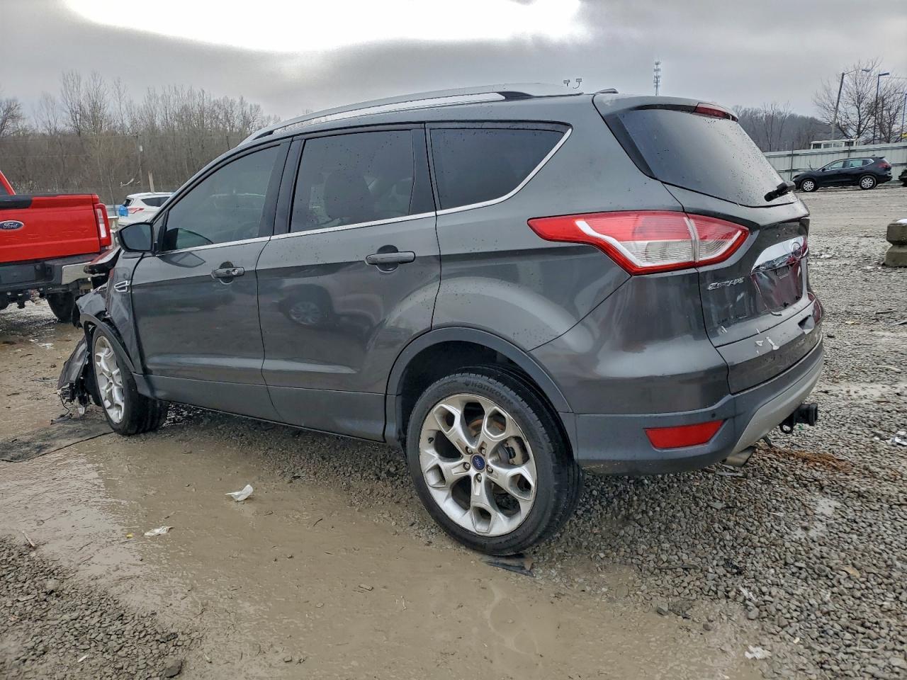 2016 Ford Escape Titanium - Фото 2