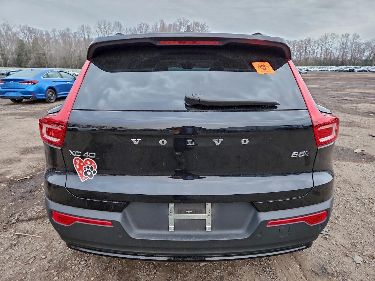 2023 Volvo Xc40 Ultimate - Фото 6