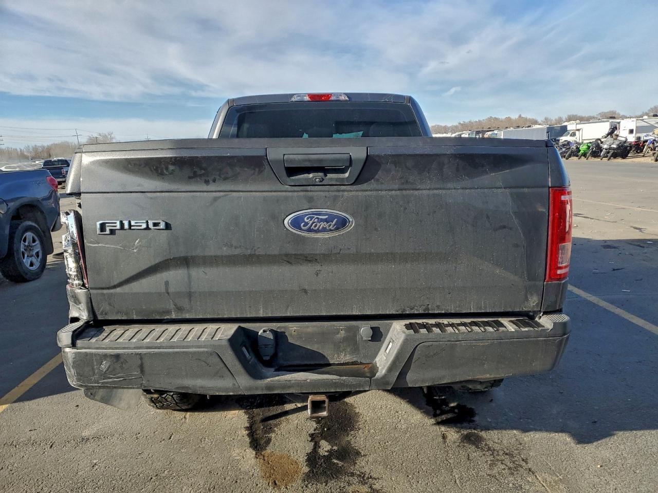 2016 Ford F150 Super Cab - Фото 6