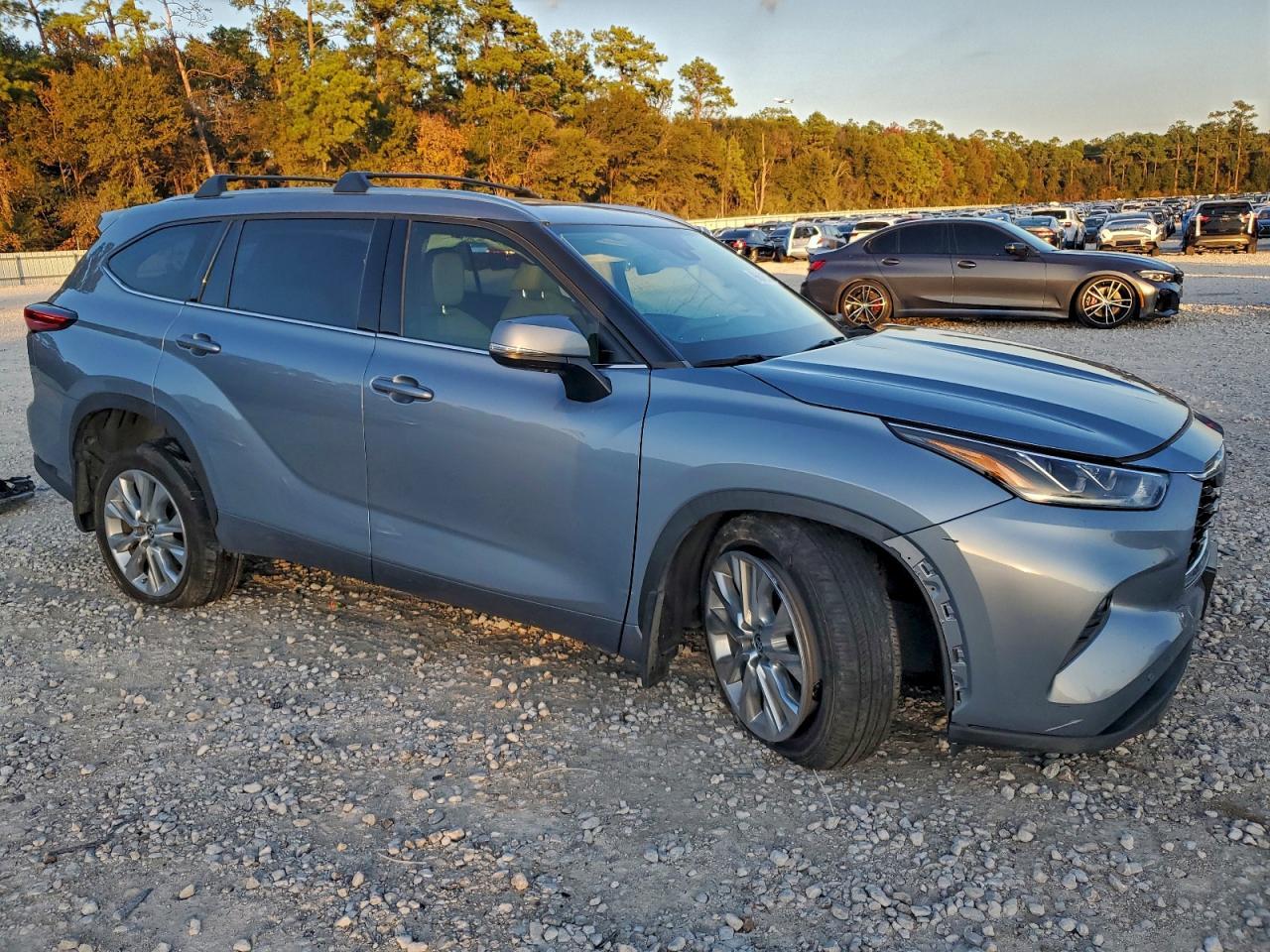 2023 Toyota Highlander Hybrid Limited - Фото 4